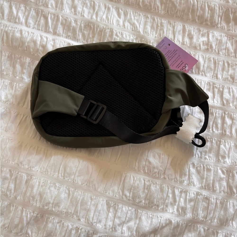 Obé Olive Green Crossbody/Waist Bag - Picture 2 of 5